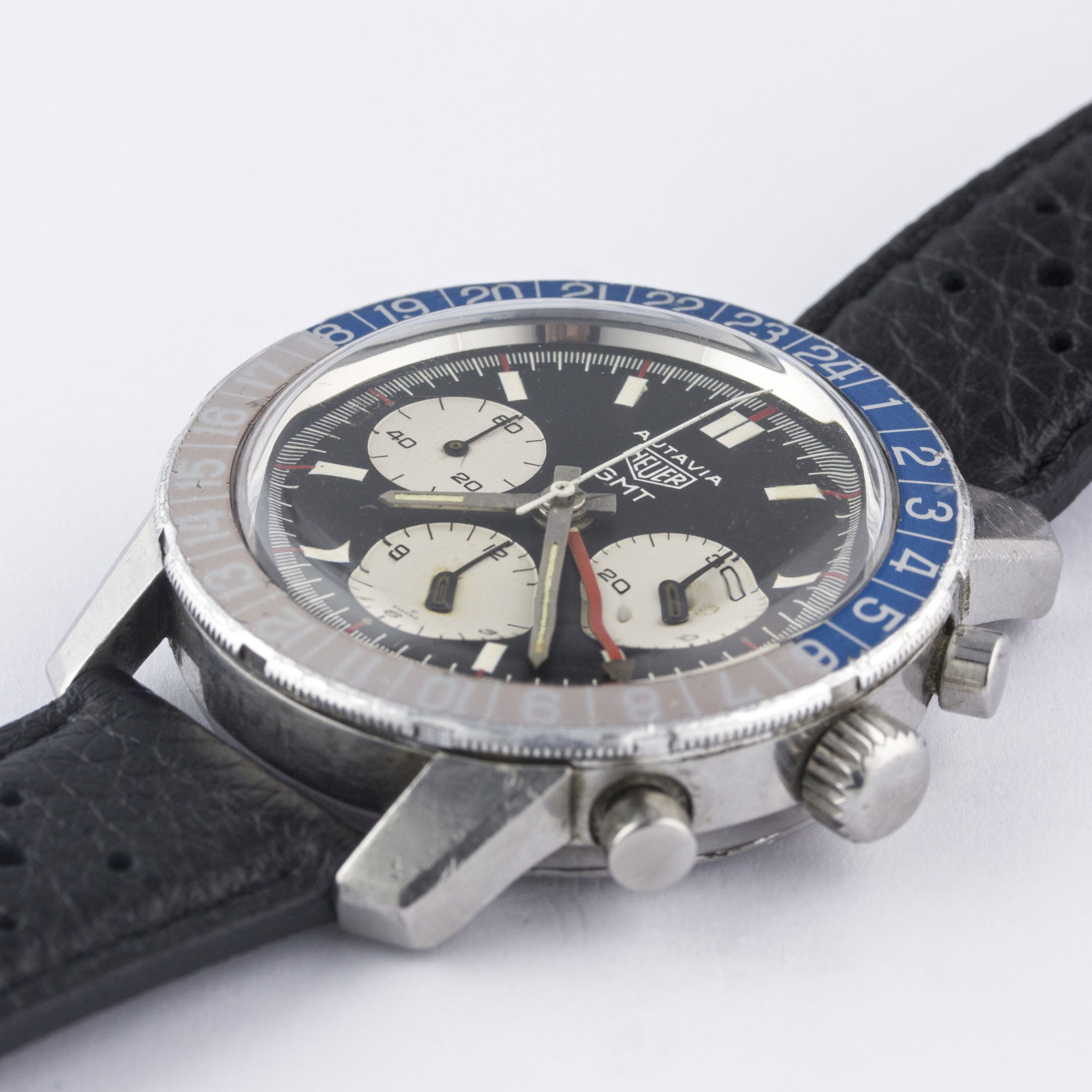 A VERY RARE GENTLEMAN'S STAINLESS STEEL HEUER AUTAVIA GMT CHRONOGRAPH WRIST WATCH  CIRCA 1968, - Image 4 of 9