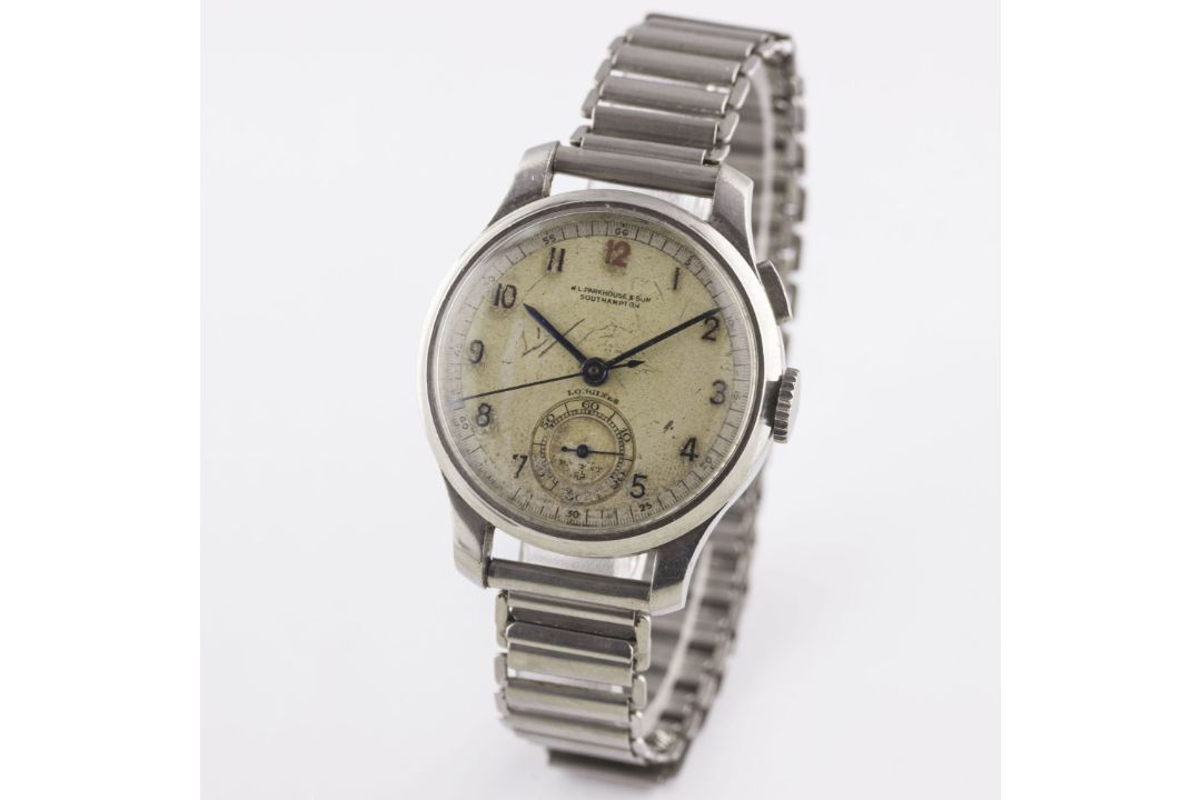 A RARE GENTLEMAN'S STAINLESS STEEL LONGINES FLYBACK CHRONOGRAPH BRACELET WATCH CIRCA 1937, - Image 4 of 10