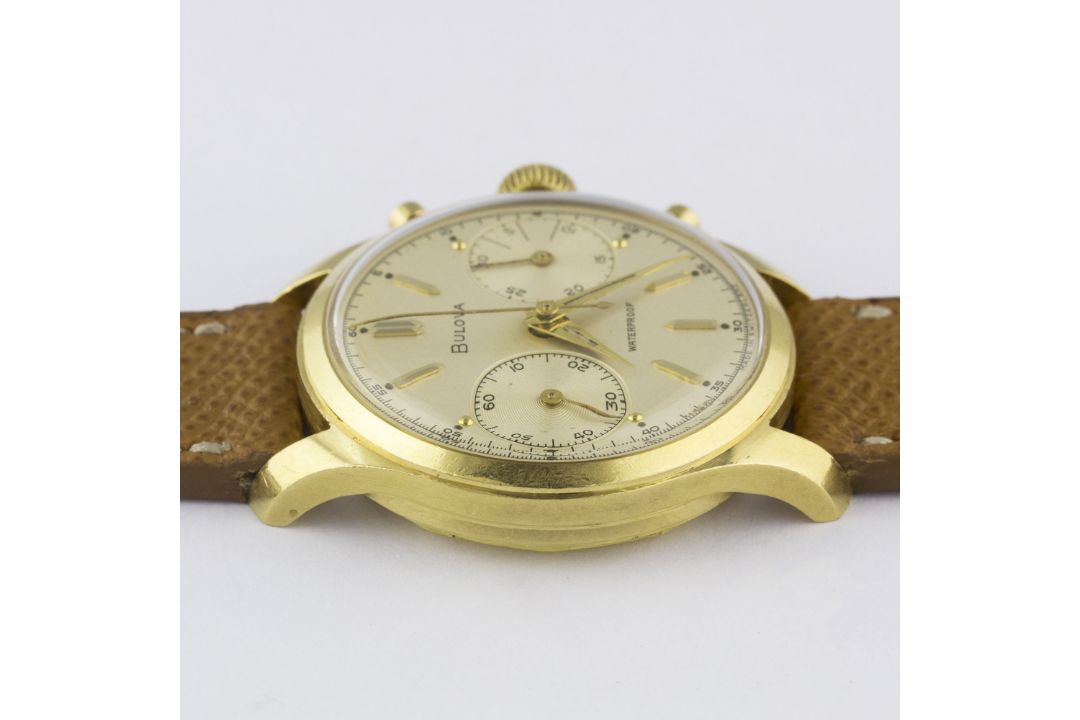 A FINE GENTLEMAN'S 18K SOLID GOLD BULOVA WATERPROOF CHRONOGRAPH WRIST WATCH CIRCA 1960 Movement: - Image 11 of 11
