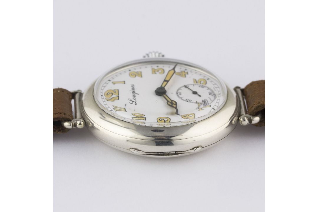 A GENTLEMAN'S SOLID SILVER LONGINES "OFFICERS" WRIST WATCH CIRCA 1920s, WITH ENAMEL DIAL Movement: - Image 13 of 13