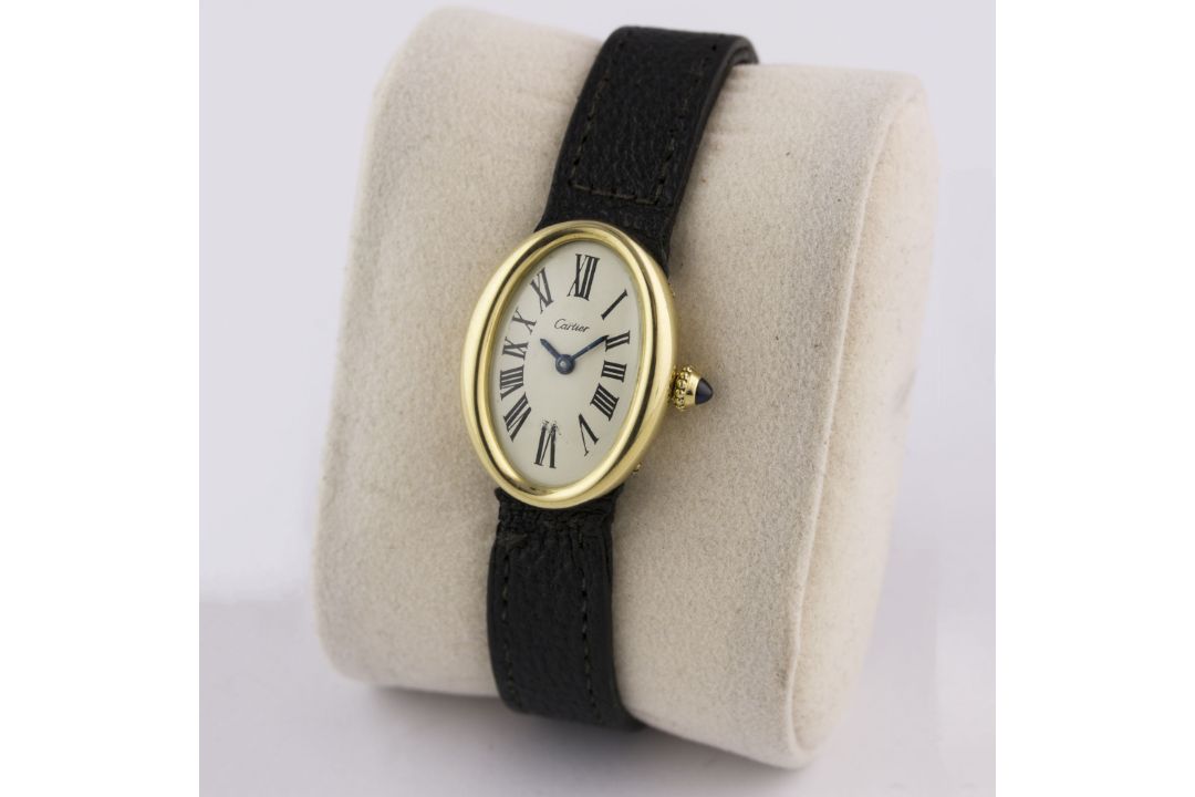 A RARE LADIES 18K SOLID GOLD CARTIER LONDON BAIGNOIRE WRIST WATCH CIRCA 1960s, WITH LONDON HALLMARKS - Image 3 of 10