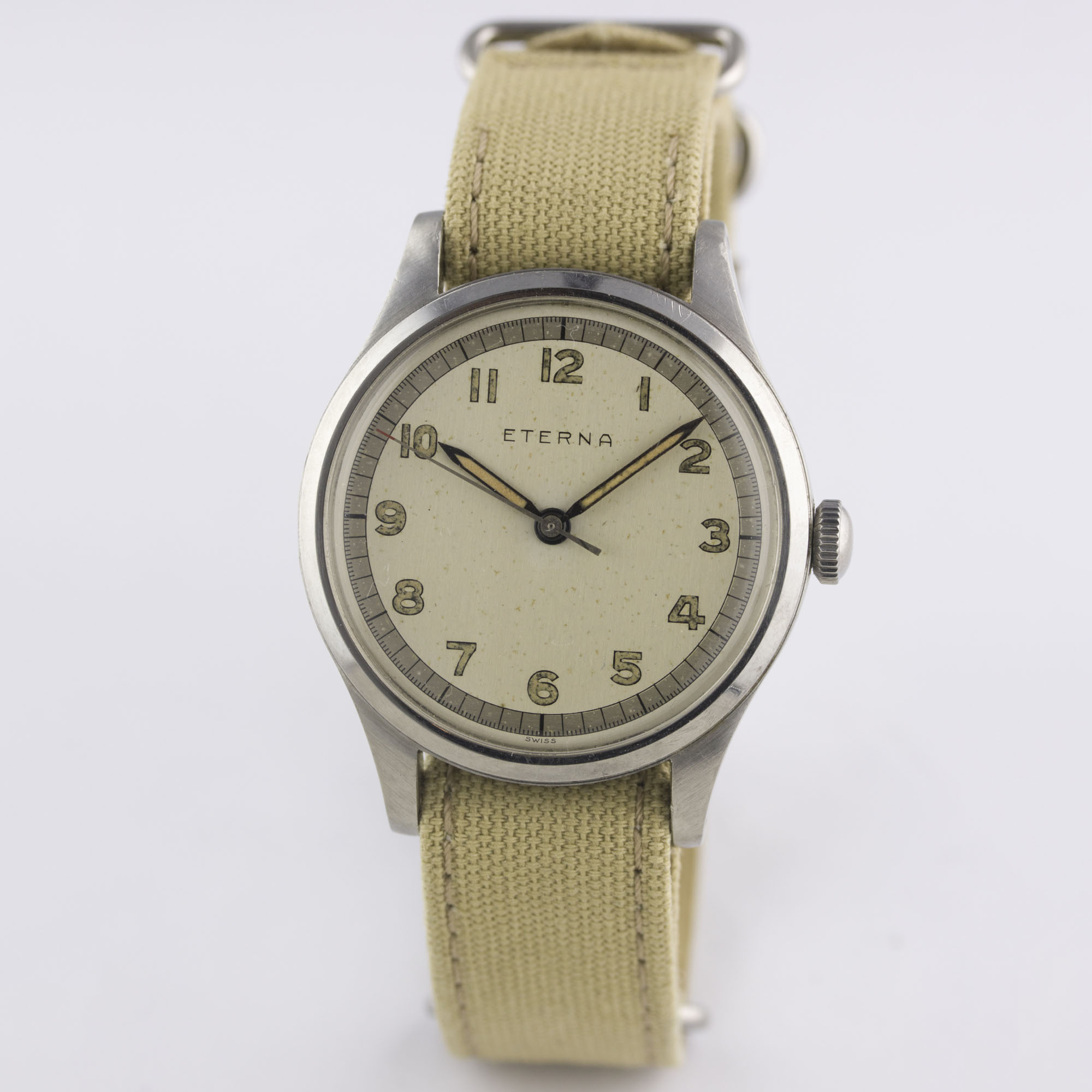 A GENTLEMAN'S LARGE SIZE STAINLESS STEEL ETERNA WRIST WATCH CIRCA 1940s, WITH TWO TONE SILVER DIAL - Image 2 of 10