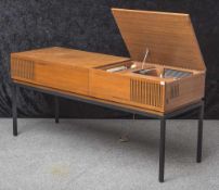 Phonoschrank, 1960/70er Jahre, Blaupunkt, mit Plattenspieler u. Radio, Stereo, rs. Typenschild