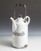 Schenkkanne, 19. Jahrhundert, emailiert, Fassungsvermögen 1 L, schauseitig Schriftzug 