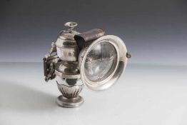 Karbidlampe für Fahrrad oder Moped, wohl um 1900, konisch gearbeiteter Korpus auf Rundfuß,