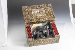 Laterna Magica, Projektionsgerät, auch Skioptikon genannt, 19. Jahrhundert, Lehmann, Blech, mit 12