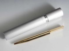 Kugelschreiber, Bulgari, vergoldet, Nr. 144984, in Schutzetui mit Ersatzmine.