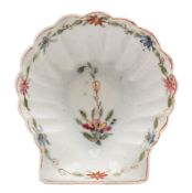 An early Worcester pickle dish: in the form of a scallop shell,