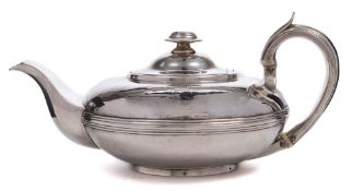 A Victorian silver teapot, maker Edward, Edward Jnr, John & William Barnard, London, 1832: crested,