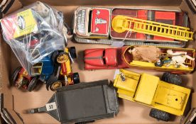 Marx (USA) a group of six tinplate vehicles:,