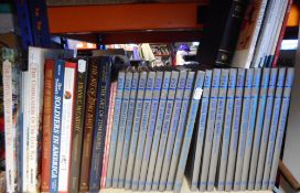 A collection of assorted books relating to The American Civil War: the American war of Independence