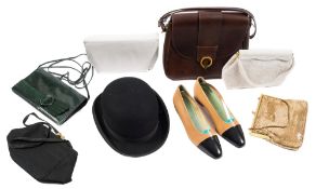 A white leather clutch purse by Sandy Smith, England:,
