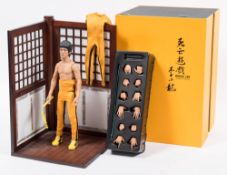 A Hot Toys 1/6th scale Bruce Lee 'Enter the Dragon' figure DX04:,