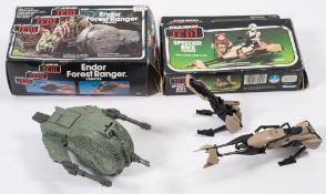 A Kenner Star Wars Return of the Jedi 'Speeder bike':,