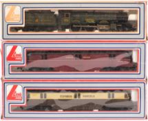 Lima, an OO/HO gauge Express Parcels railcar in GWR cream and brown,
