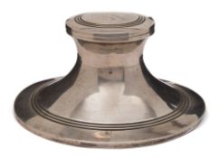 A George V silver presentation capstan inkwell, maker Stuart Clifford & Co, London, 1912: inscribed,