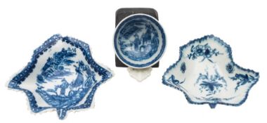 A First Period Worcester blue and white pickle dish,