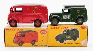Dinky No 260 Morris Commercial 'Royal Mail' delivery van:,