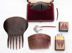 A late Victorian 9ct gold mounted tortoiseshell hair comb in fitted case:,