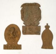 An early 19th century Royal Exchange lead fire mark:,