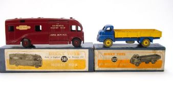 Dinky No 581 Horse Box' British Railways Express Horse Box Hire Service':,