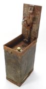A late 19th/early 20th century 'Gustav Richter's Patent' dispensing oil/water can by the Richter