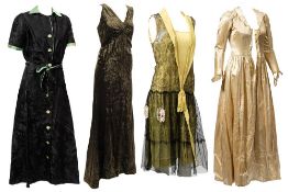 An early 20th century green and black silk kimono style dress:,