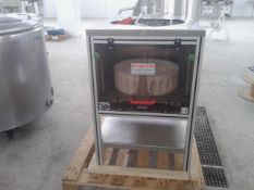 DOMA-T Käseteilmaschine GS Cheese Cutter, Fully Enclosed in Safety Cabinet, Cuts and Portions Round