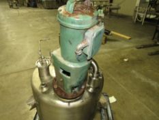 United Utensil Approx 6-gallon Stainless Steel Mix tank with Lightnin-type 1/4HP drive motor. (