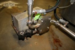 APV 2 hp/1.5 hp Positive Displacement Pump, Size R3, S/N 1000002789260 with 1-1/2