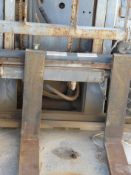 English: SHANGLI Electric Fork Lift (Out of Order With Charger), 24 Batteries Greek: Κλαρκ ηλεκτρίκο