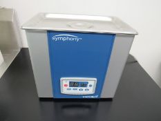 VWR Symphony Heated Sonicator Ultrasonic Cleaner. Model 97043-992, Serial No. 1112E1333. Removal and