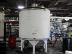 Stainless Steel Insulated Tank with Bottom Mounted 25HP direct drive mixing propeller on 5 legs (
