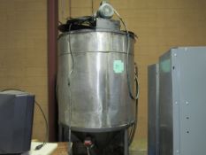 500 Gallon chocolate melt tank with built in water heater and water circulation pump, jacketed and