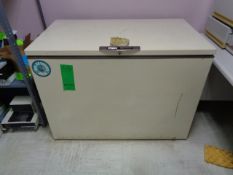 Frigidaire Chest Freezer: 47