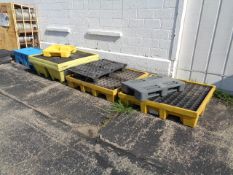 Lot of Pallet Containments