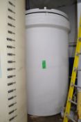 1200 Gal. Plastic Tank with Removable Top: 5' Diameter x 9'6