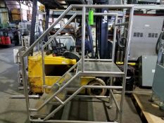 S/S Rolling Ladder, 28