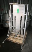 Pneumatic S/S Lift, Lifts Up To 52