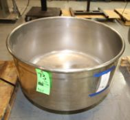 50 Gallon Portable S/S Tank Mounted on Casters (W742) Rigging/Handling Price: $50 *please note price