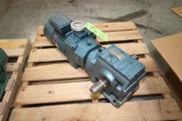 NEW SEW Drive, Type S77026DT100LS4BM62HR, 2235 RPM