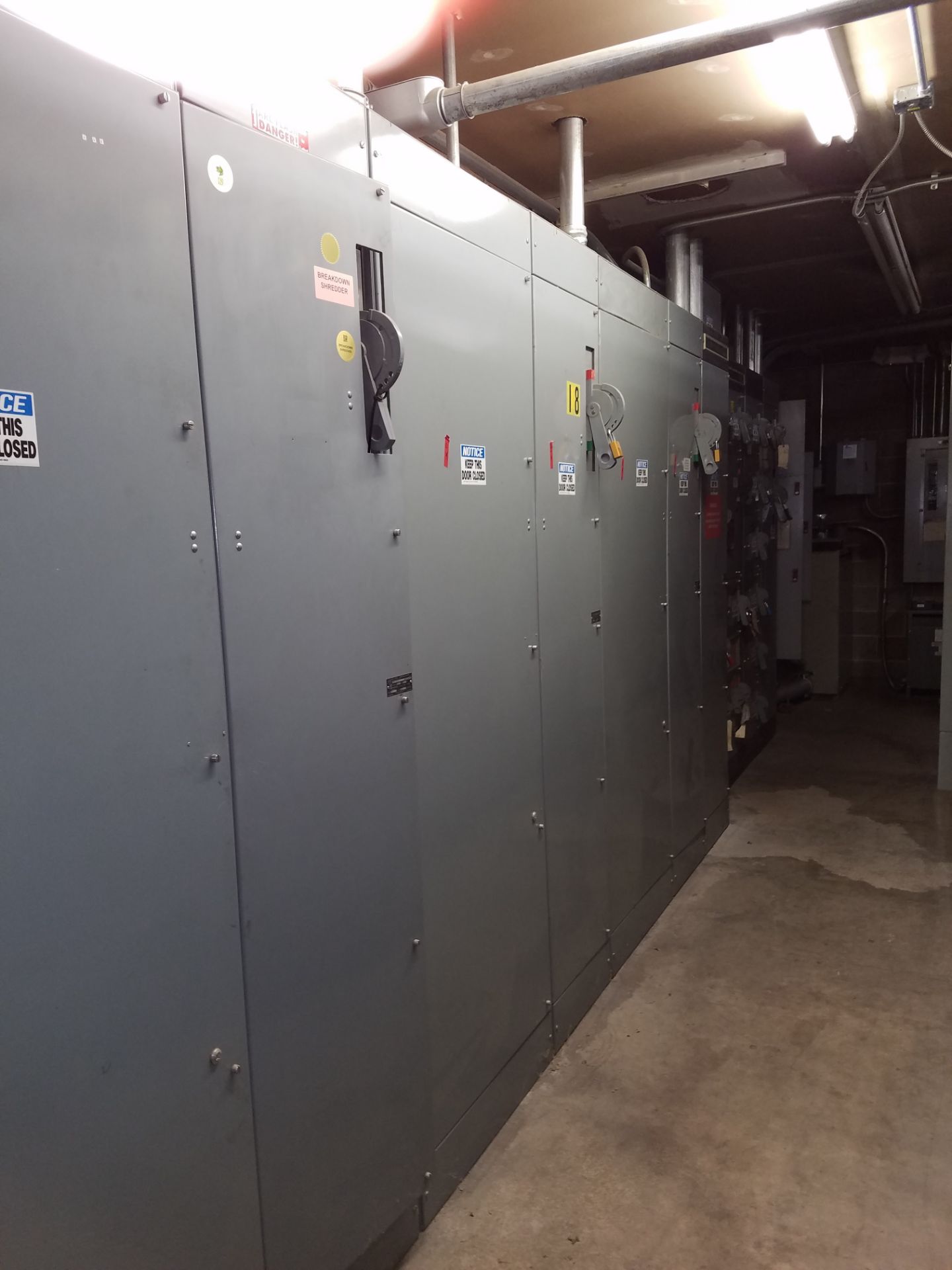 Motor Control Room - Image 16 of 40