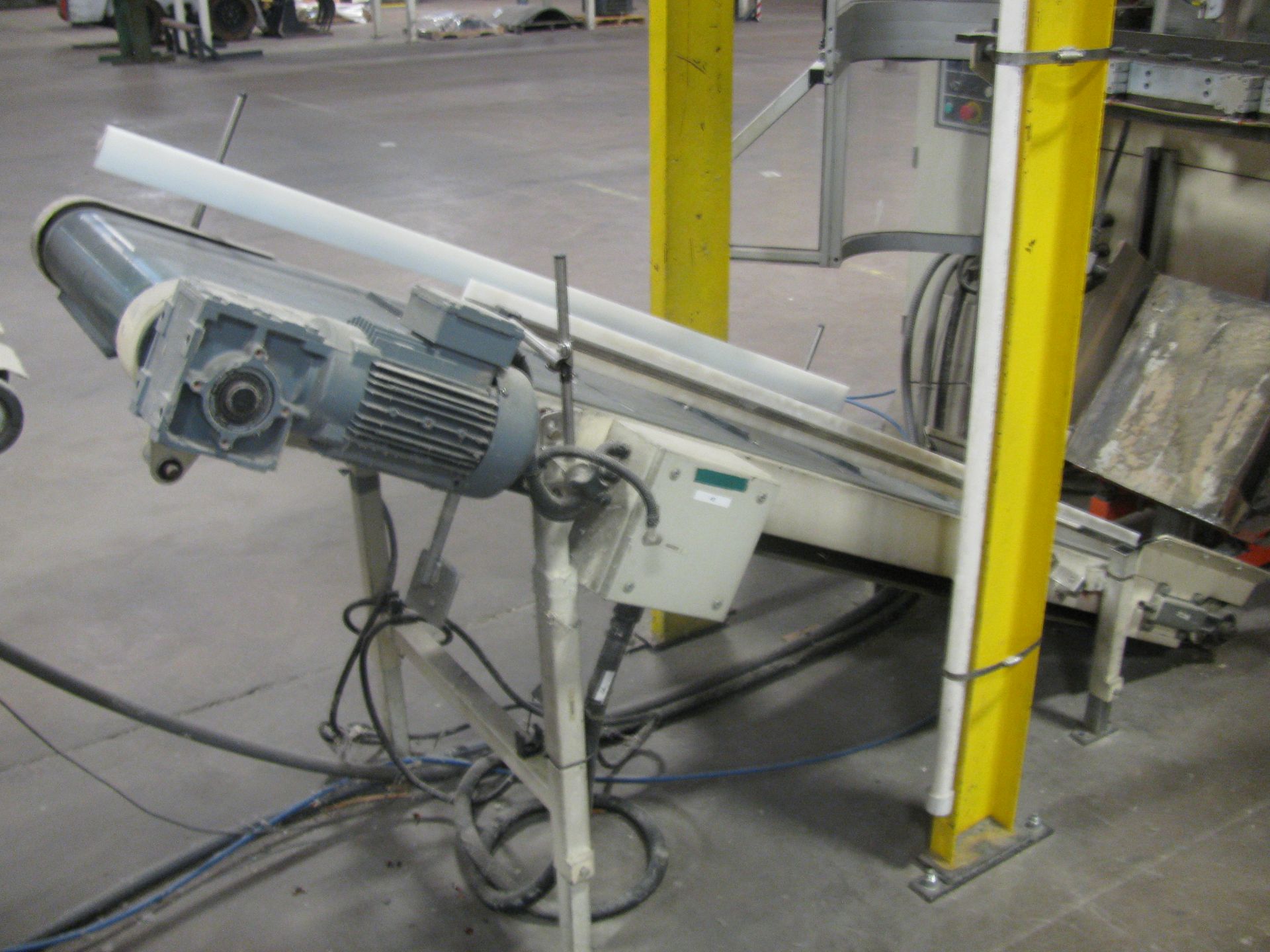 Model F1200 Sincro ESSEGI Form Fill & Bagging Machine New 2006, S/N 26-2006 - Image 9 of 42