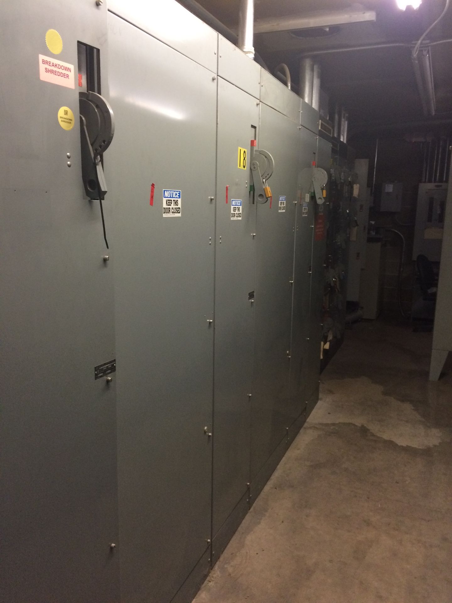 Motor Control Room - Image 25 of 40