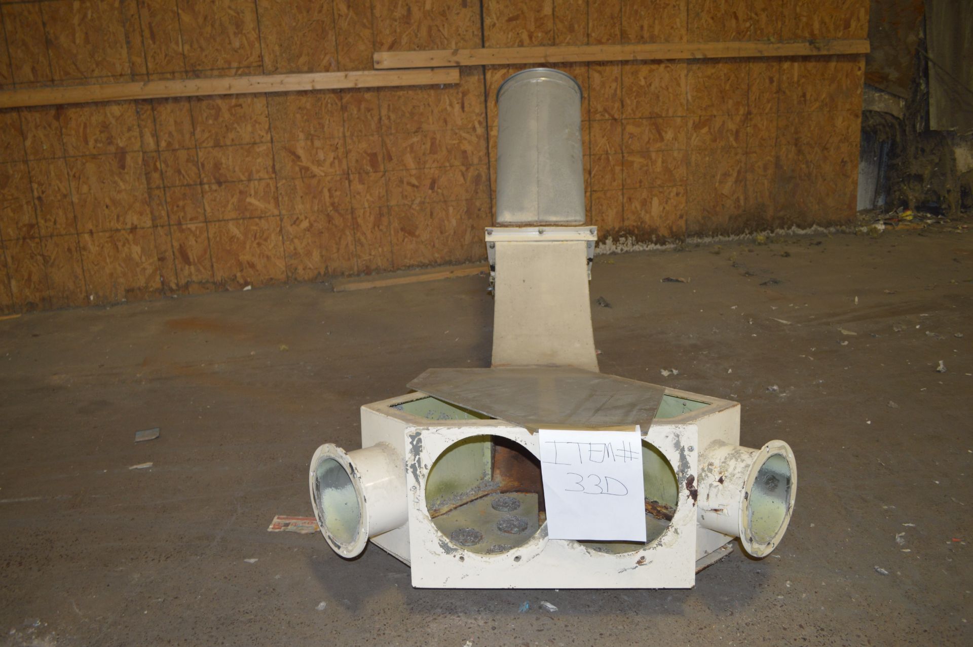 Bulk Handling System, Surge Bins and Auger - Image 3 of 5