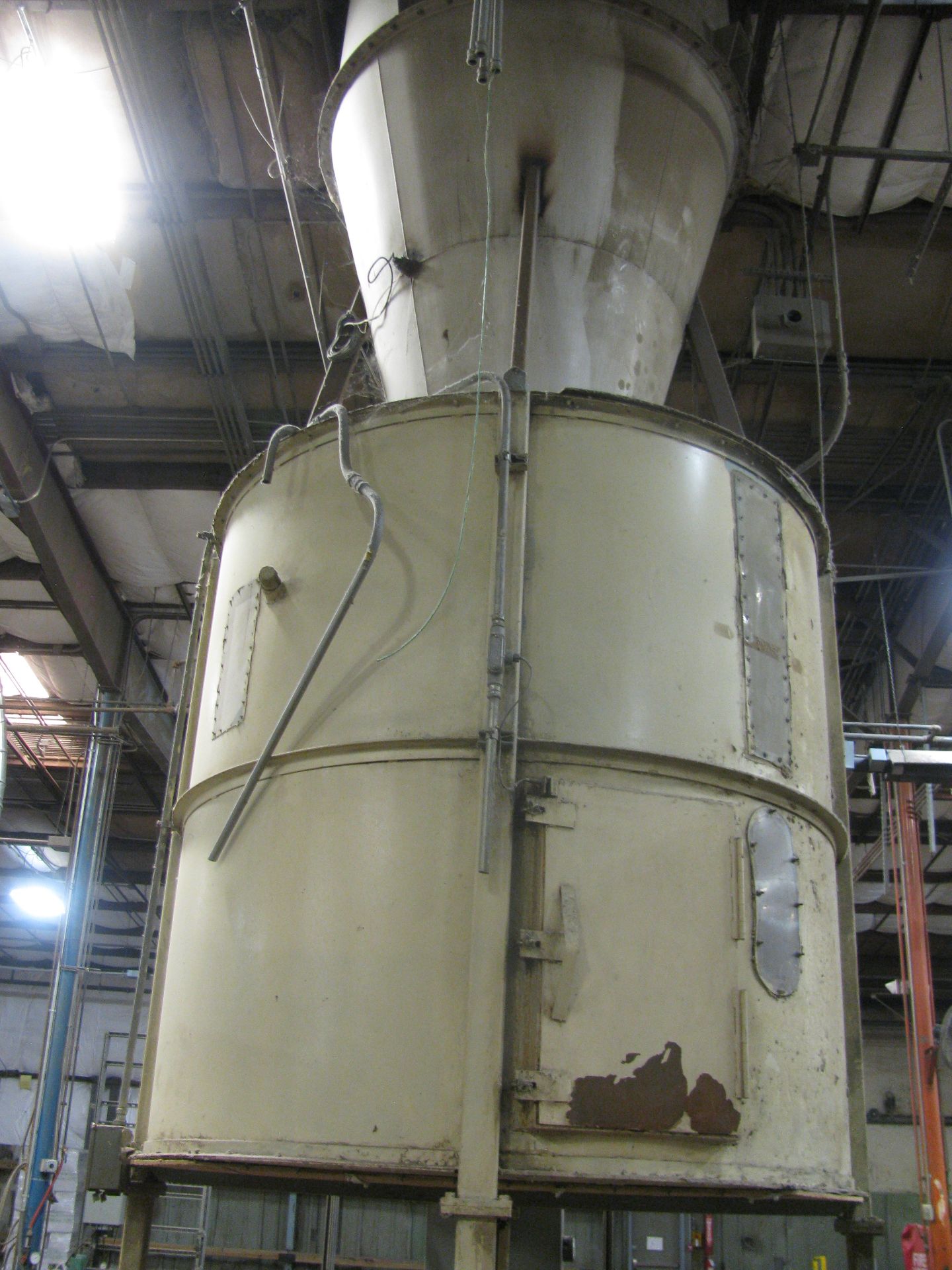 Fiber Tank 96"Dia x 93" High - Image 4 of 4