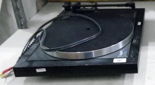 Linn Axis turntable