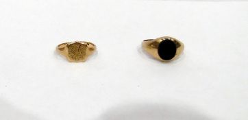 9ct gold ring set with bloodstone and 9ct gold signet ring, 2.