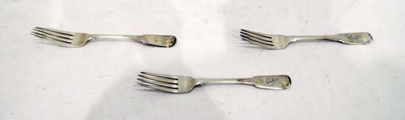 Set of three Irish silver table forks, fiddle pattern with stag and coronet crest, Dublin 1820,
