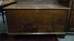 Late 18th/early 19th century oak dovetailed dower c